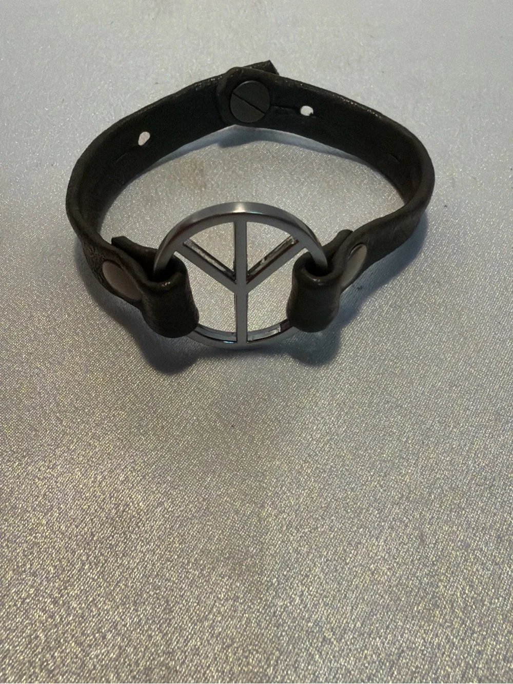 Source Unknown Gray Leather Bracelet with Silver Peace Medallion